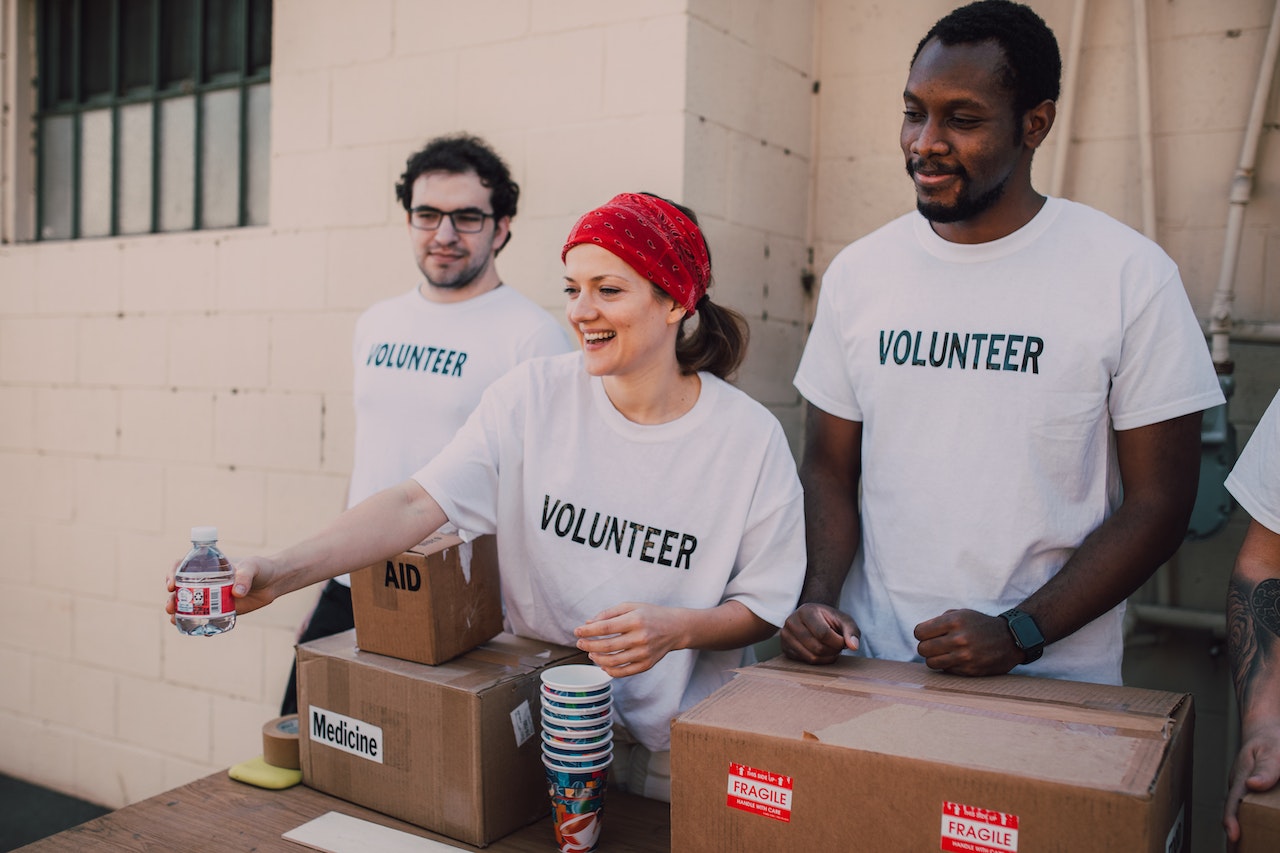 volunteer 
